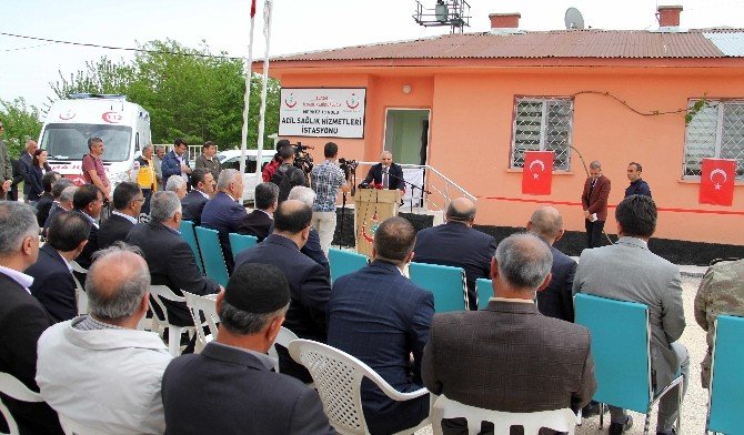 Elazığ’da 8 Yeni Ambulans İle Yeni İstasyon Hizmete Girdi