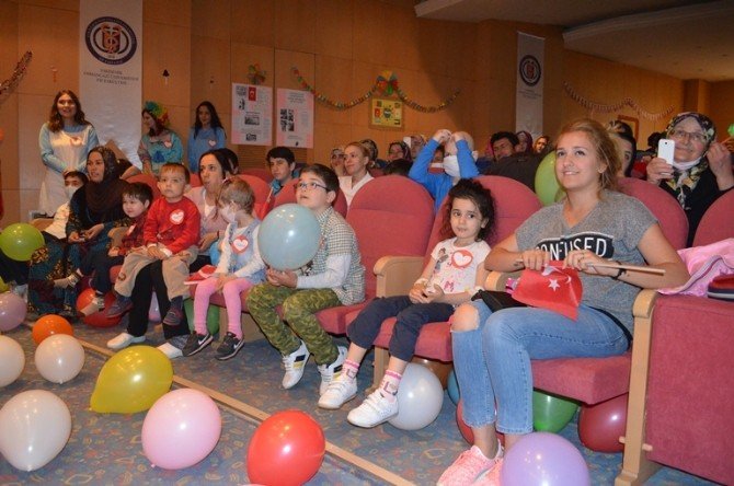 ESOGÜ’de Tedavi Gören Çocuklar İçin 23 Nisan Kutlaması Düzenlendi
