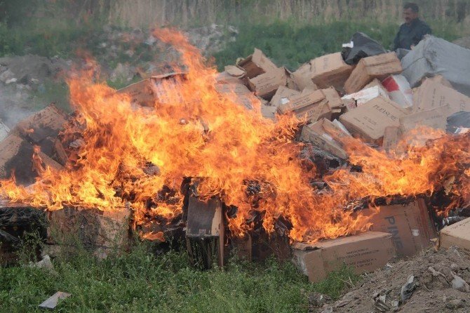 Erzincan’da 441 Bin 58 Paket Kaçak Sigara Yakılarak İmha Edildi