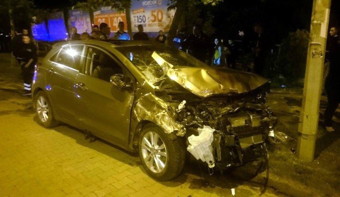 Tekirdağ’da Trafik Kazasında 3 Kişi Yaralandı