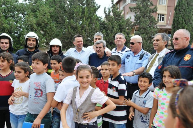 Büyükşehir Belediyesi okulda yangın tatbikatı düzenledi