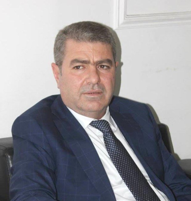 MHP Eski Milletvekili Süleyman Korkmaz, Ümit Özdağ’ın Toplantısına Katılanlara Tepki Gösterdi