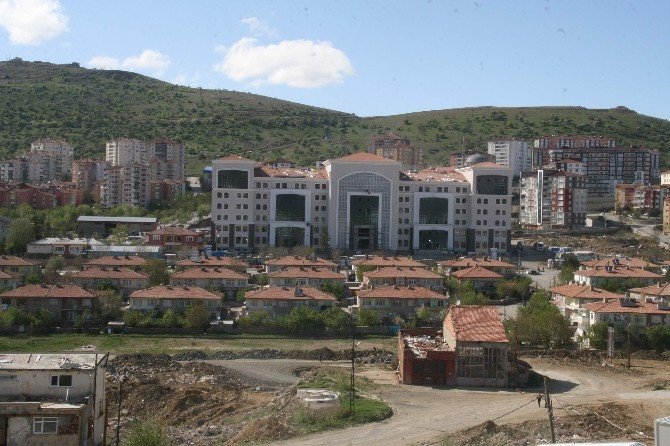 Yozgat Valilik Binası Önü Kentsel Dönüşümle Modern Bir Görünüme Kavuşacak