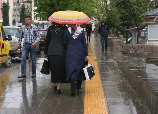 Yozgat’ta Yağmur Sevindirdi