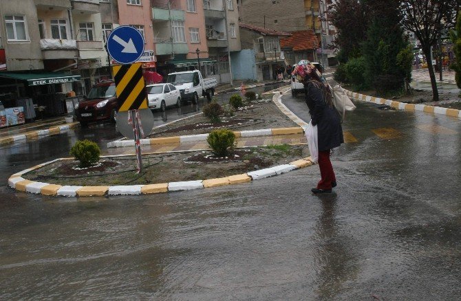 Yozgat’ta Yağmur Sevindirdi
