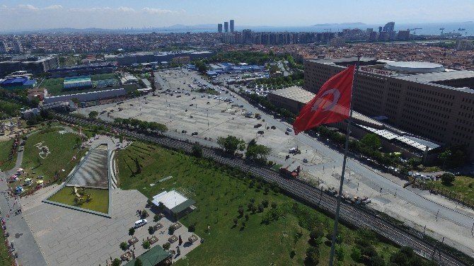 1 Mayıs’ın Kutlanacağı Bakırköy Halk Pazarı Havadan Görüntülendi