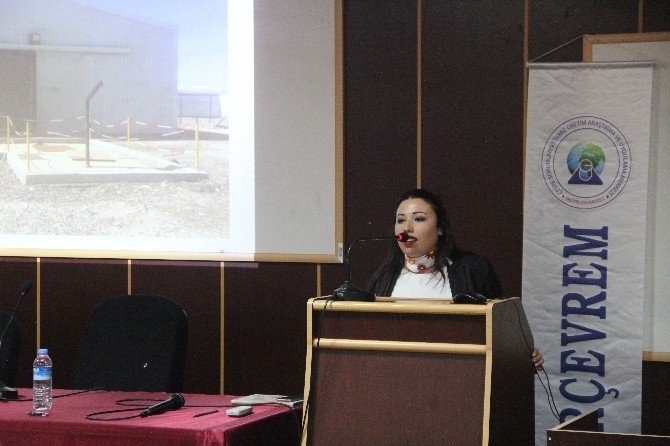 ERÜ’ De Çevre Sorunlarında Proje Yönetimi Konferansı Düzenlendi