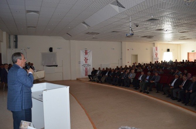 Adilcevaz Belediyesi Halk Toplantısı Düzenledi