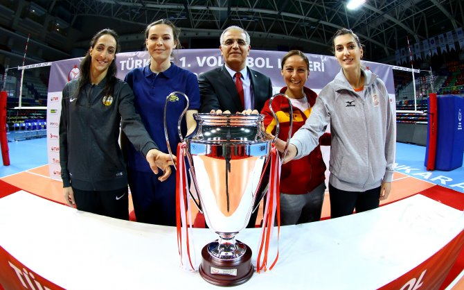 Kadınlar Voleybol Ligi Şampiyonu Ankara'da belli olacak