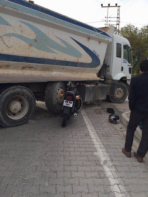 Gürün’de Trafik Kazası: 1 Yaralı