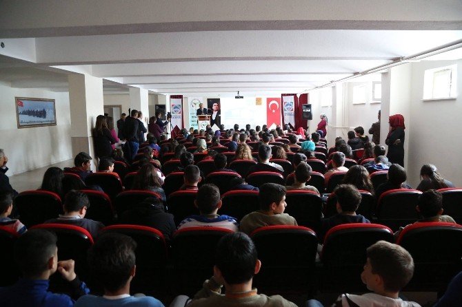 Müncübe Cıngıllıoğlu Ortaokulu Bu Haftaki Konuğu Melikgazi Belediye Başkanı Memduh Büyükkılıç