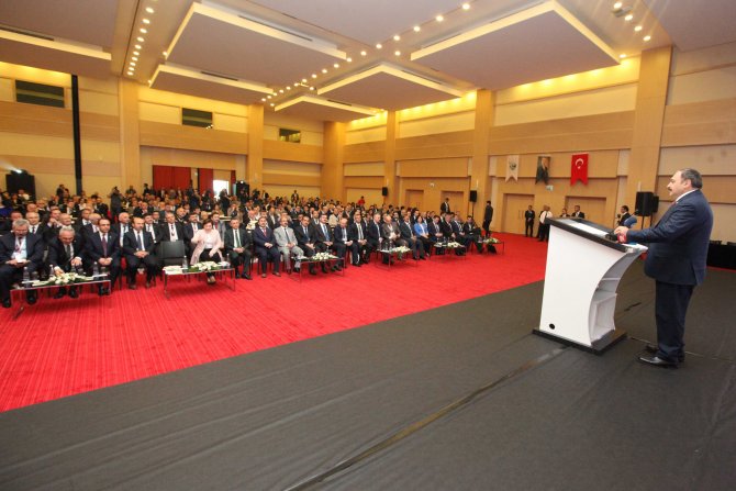 Bakan Eroğlu, ‘Ulusal Heyelan Sempozyumu’ açılışına katıldı