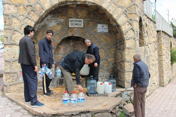 Sivas’ta 30 Mahalle Susuz Kaldı