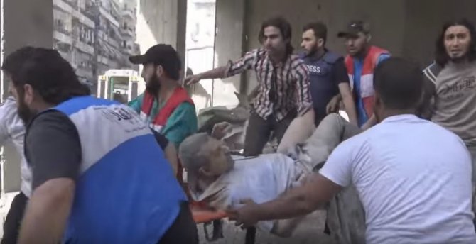 Rusya ve Esed, Halep'i kan gölüne çevirdi: 30 sivil öldü