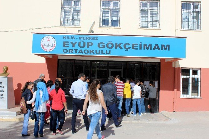 Roketli Saldırının Hedefi Olan Kilis’te TEOG Sınavına Giren Öğrenciler Ek Puan İstiyor