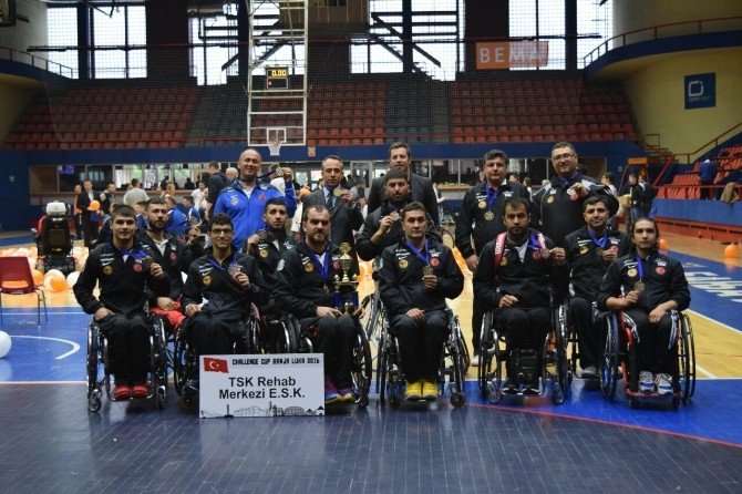 TSK Tekerlekli Sandalye Basketbol Takımı Başarından Başarıya Koşuyor