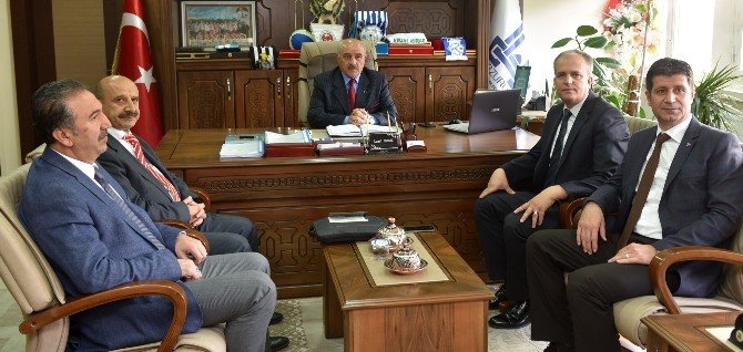 Eyowf 2017 Genel Koordinatörü Atasoy’dan Büyükşehir’e Ziyaret
