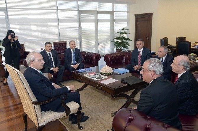 CHP Genel Başkanı Kılıçdaroğlu, DSP Genel Başkanı Aksakal ‘I Kabul Etti
