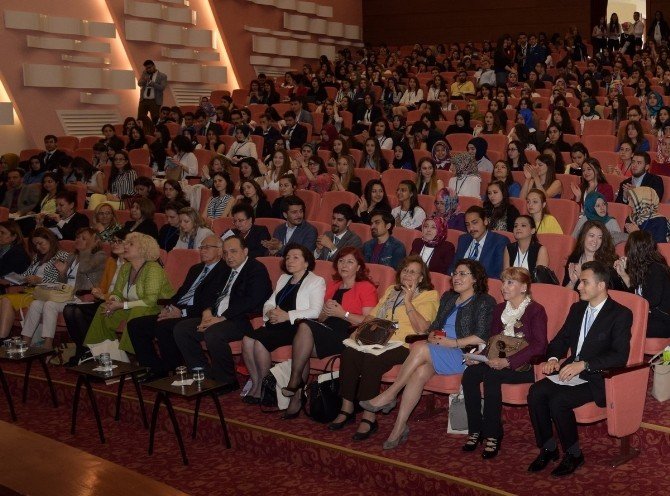 15’inci Ulusal Hemşirelik Öğrencileri Kongresi ESOGÜ’de Başladı