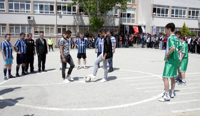 Milli Futbolcu Ahmet Çalık’tan gençlere, 'sigarayı bırak, spora bak' tavsiyesi