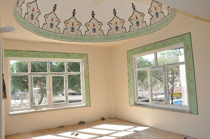 İsabeyli Çarşı Camisinin Pencereleri Yenilendi