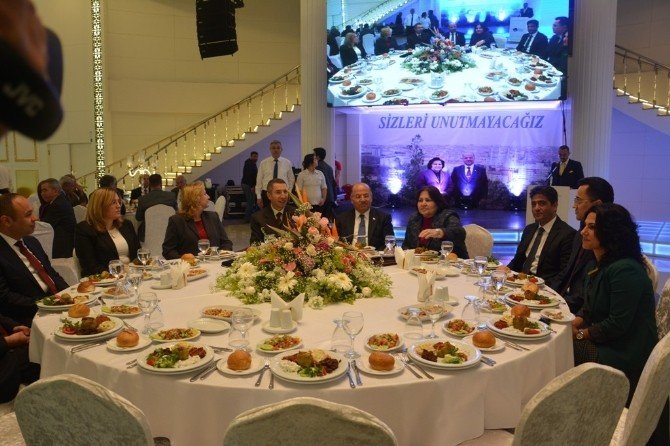 Kırıkkale Valisi Ali Kolat’a Veda Yemeği