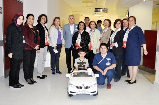 Yardımseverlerden Mudanya Devlet Hastanesi’ne Bağış