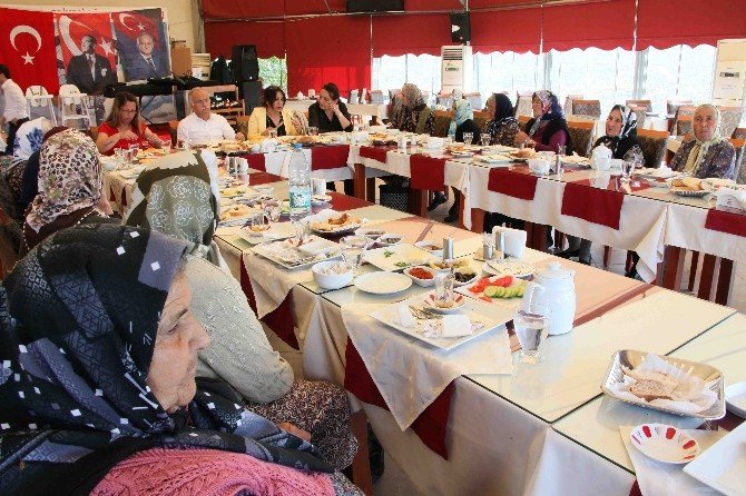 “Yalan Dünya” Sandıkları Dünya Barış Anıtı’nı Gezdiler