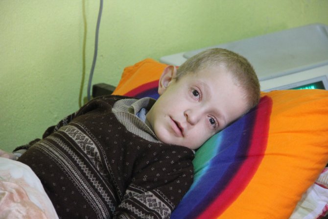 Sistinozis hastası küçük Serkan yardım bekliyor