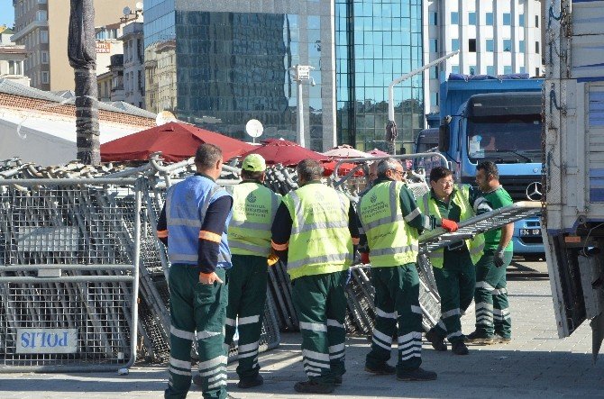 Taksim Meydanı’nda Bariyerli Önlem