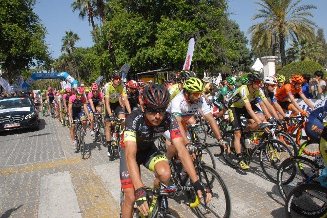 52. Cumhurbaşkanlığı Bisiklet Turu Fethiye - Marmaris Etabı Başladı