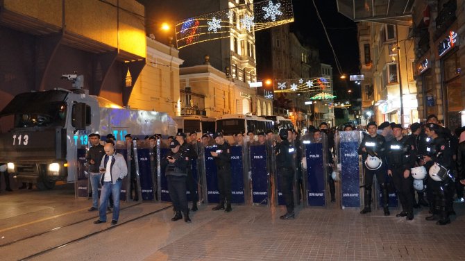 Beyoğlu'nda 'Rusya' protestosu