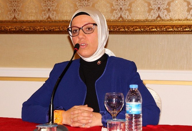 ’Yeni Türkiye Yolunda Kadın Ve Siyaset’ Konferansı
