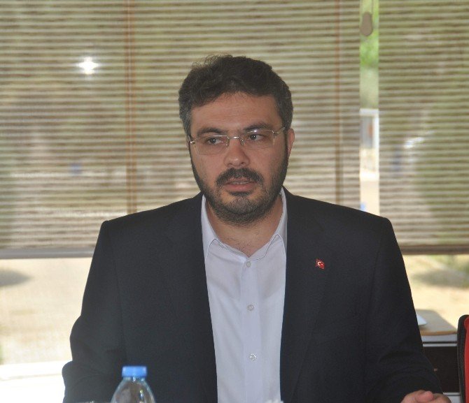 AK Parti Aydın İl Teşkilatının Yeni Yönetimi Basınla Bir Araya Geldi