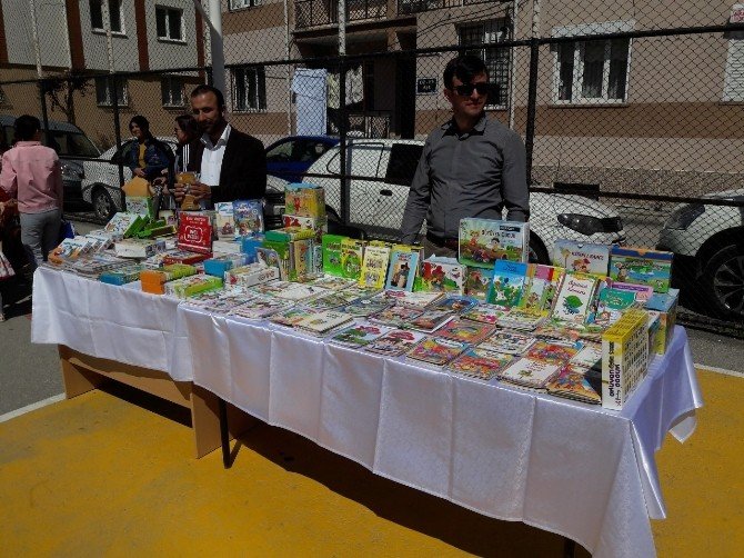 Pilot Binbaşı Ali Tekin İlkokulu’nda ‘Kitap Okuma Şöleni’