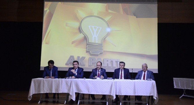 AK Parti İlçe Danışma Kurulu Toplantısı Yapıldı