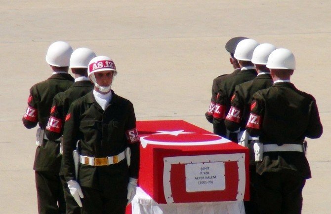 Şehit Yüzbaşı Memleketine Uğurlandı