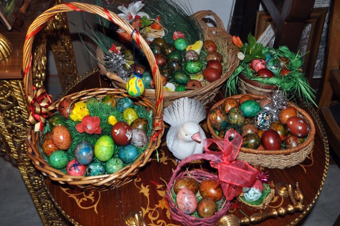 Edirne'deki Bulgar Sveti Georgi Kilisesi’nde Paskalya ayini