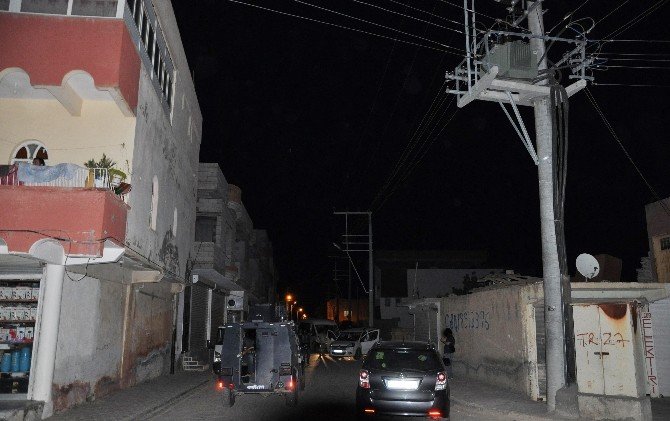 Kızıltepe’de Dur İhtarına Uymayan Araca Uyarı Ateşi Açıldı