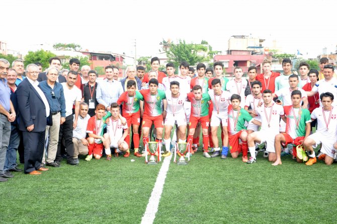 U17 Futbol Türkiye finalleri tamamlandı: Antalya Muratpaşa Belediyespor şampiyon