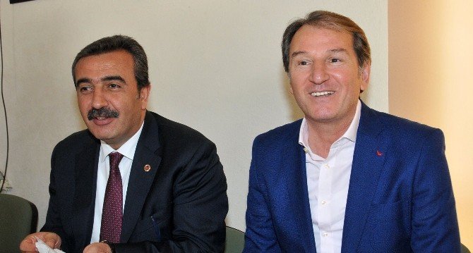 Başkan Çetin’den Çukurova Belediyespor’a Ziyaret