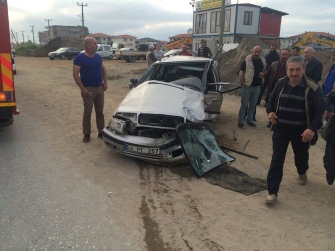Sakarya’da Trafik Kazası: 1 Ölü, 1 Yaralı