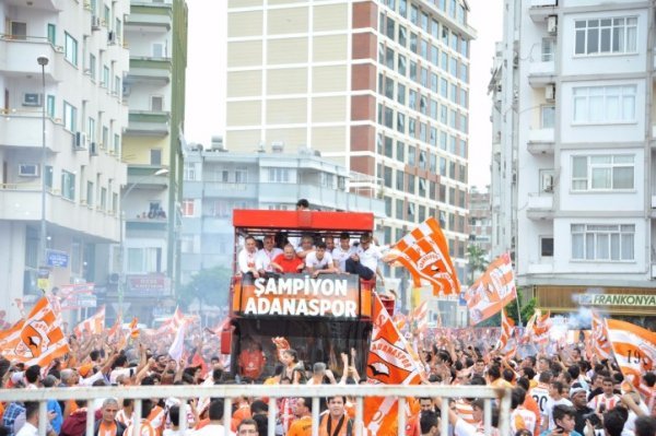Adanaspor'da Alanya yenilgisi coşkuyu gölgelemedi