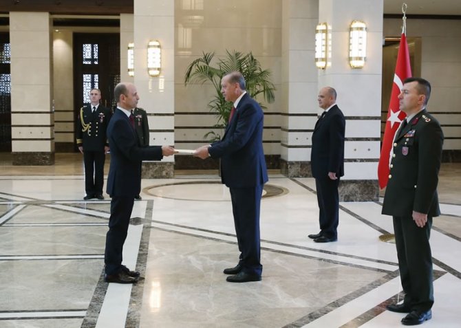 Cumhurbaşkanı Erdoğan'a Makedonya büyükelçisinden güven mektubu
