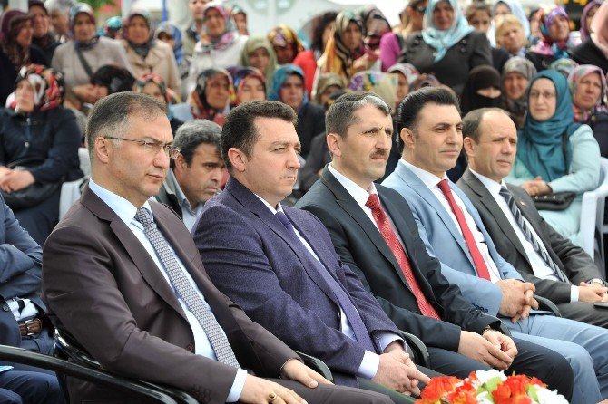 Bozüyük’te Yatılı Hafız Kuran Kursu İnşaatı Yararına Kermes Düzenlendi