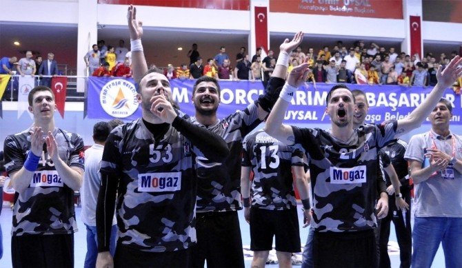 Türkiye Kupası Şampiyonu Beşiktaş Mogaz