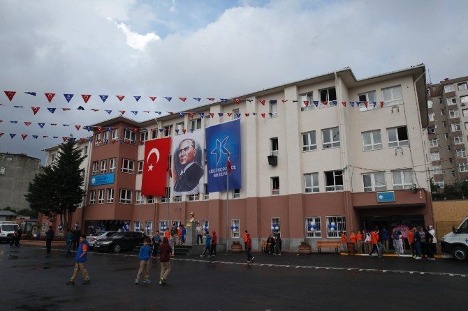 Kartaltepe Ortaokulu Açılışında Renkli Görüntüler
