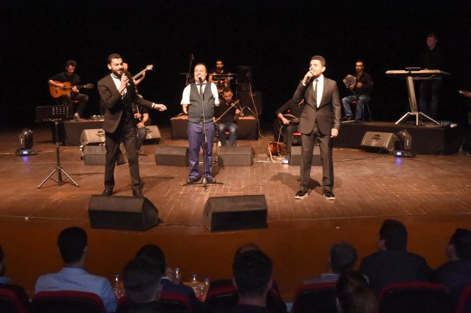 Engelli Songür'den 'Uşak Engelleri Kaldırıyor Engelsiz Sanat' konseri