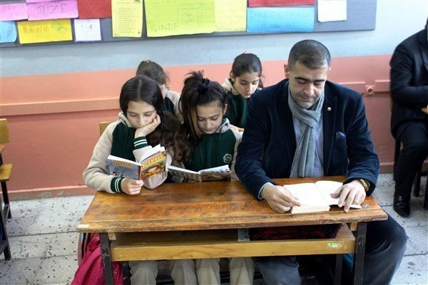 Suluova TSO’dan ‘Suluova Okuyor’a destek