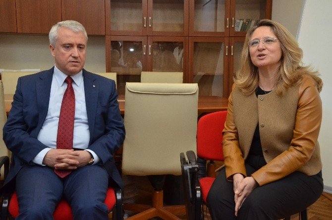 Anadolu Üniversitesi Psikolojik Danışma ve Rehberlik Merkezi yeni binasında hizmette